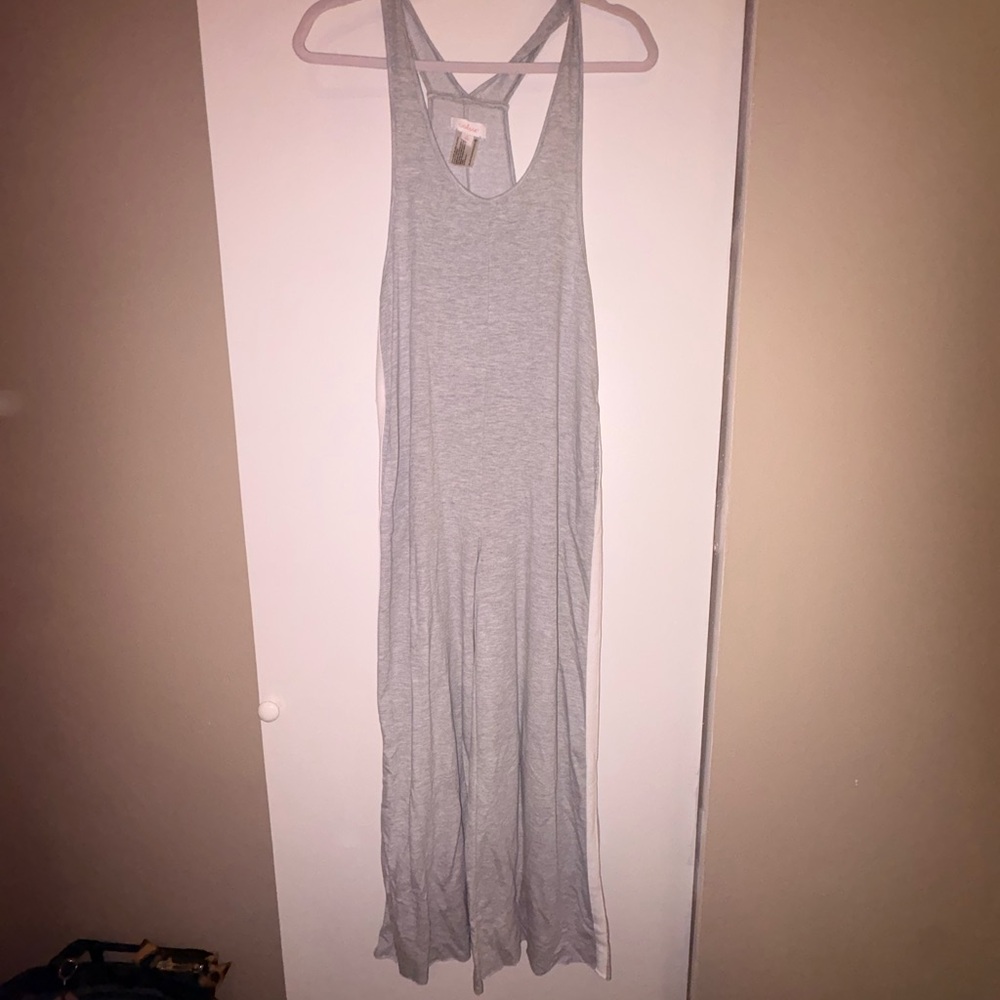 Colsie Light Gray Racerback Maxi Dress